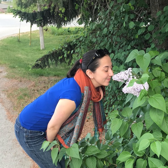 Meet your Posher, Jennifer - Picture 1 of 1